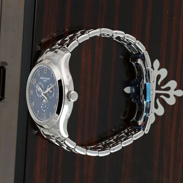 Patek Philippe Complications 4947/1A-001